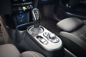 Voertuigafbeelding 13