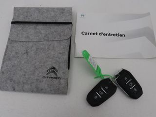 Voertuigafbeelding 12