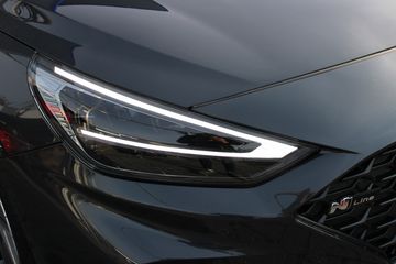 Voertuigafbeelding 14