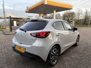 Voertuigafbeelding 2