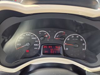 Voertuigafbeelding 11