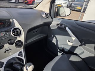 Voertuigafbeelding 4