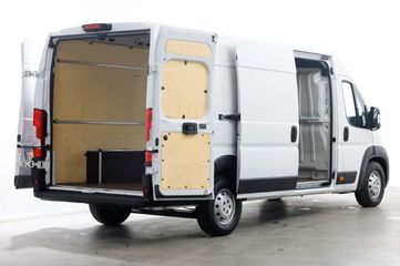 Voertuigafbeelding 10