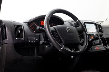 Voertuigafbeelding 12