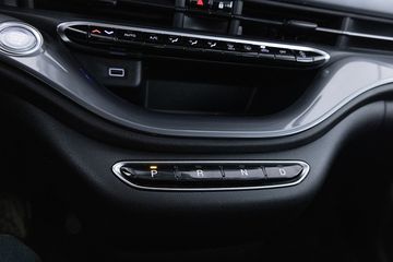 Voertuigafbeelding 10