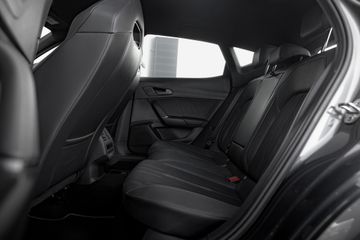 Voertuigafbeelding 13