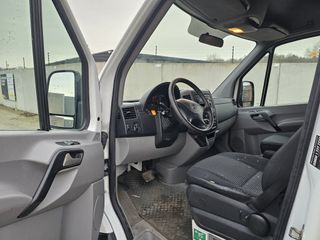 Voertuigafbeelding 16