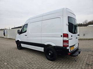 Voertuigafbeelding 2