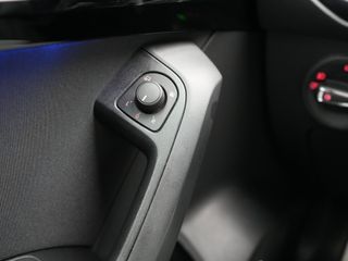 Voertuigafbeelding 42