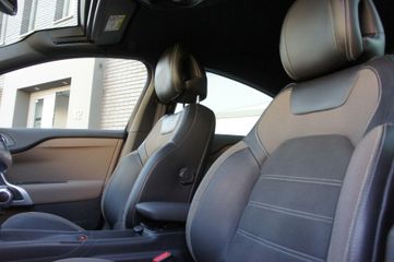 Voertuigafbeelding 14