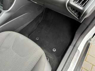 Voertuigafbeelding 31