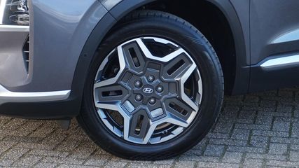 Voertuigafbeelding 6