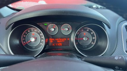 Voertuigafbeelding 4