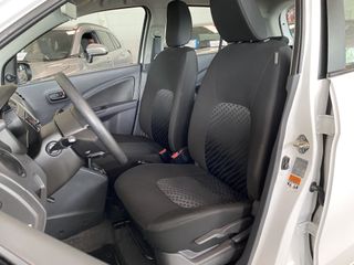 Voertuigafbeelding 14