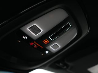 Voertuigafbeelding 51