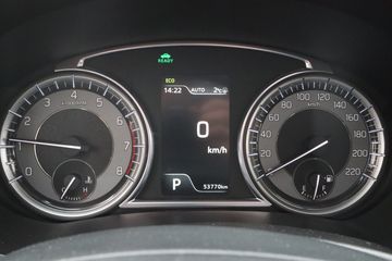 Voertuigafbeelding 8