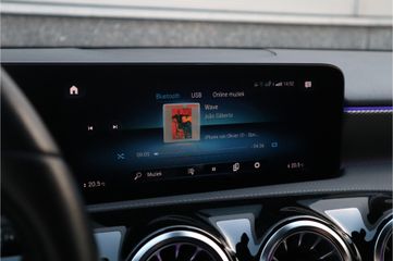 Voertuigafbeelding 18