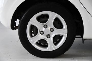 Voertuigafbeelding 2