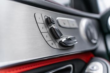 Voertuigafbeelding 12