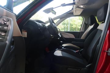 Voertuigafbeelding 7