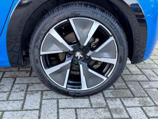 Voertuigafbeelding 32