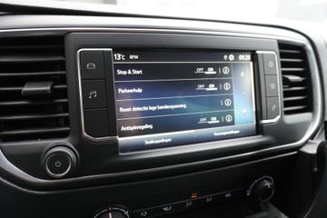 Voertuigafbeelding 12