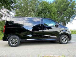 Voertuigafbeelding 3