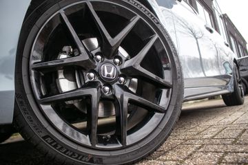 Voertuigafbeelding 13