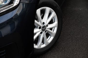 Voertuigafbeelding 4