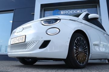 Voertuigafbeelding 5