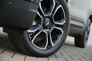 Voertuigafbeelding 2