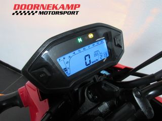 Voertuigafbeelding 6