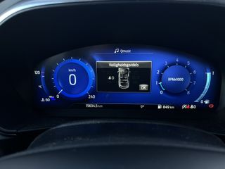 Voertuigafbeelding 16