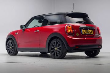 Voertuigafbeelding 2