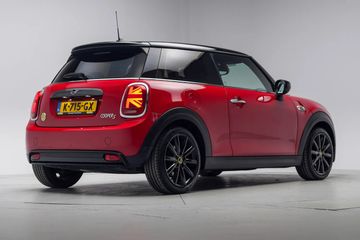 Voertuigafbeelding 37