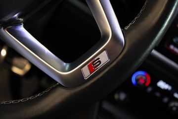 Voertuigafbeelding 35