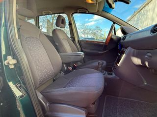 Voertuigafbeelding 10