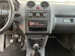 Voertuigafbeelding 12