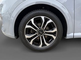 Voertuigafbeelding 12