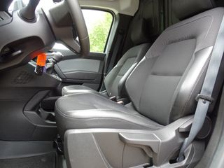 Voertuigafbeelding 9