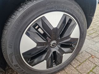 Voertuigafbeelding 17