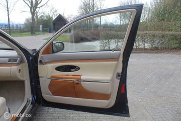 Voertuigafbeelding 65