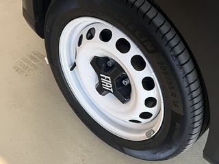 Voertuigafbeelding 6