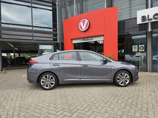 Voertuigafbeelding 3