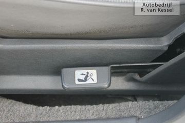 Voertuigafbeelding 37