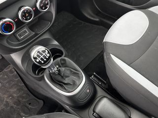 Voertuigafbeelding 13