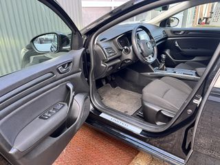 Voertuigafbeelding 25