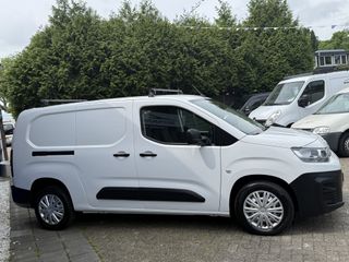 Voertuigafbeelding 4