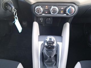 Voertuigafbeelding 17