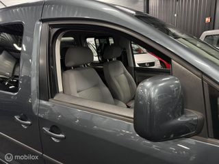 Voertuigafbeelding 11